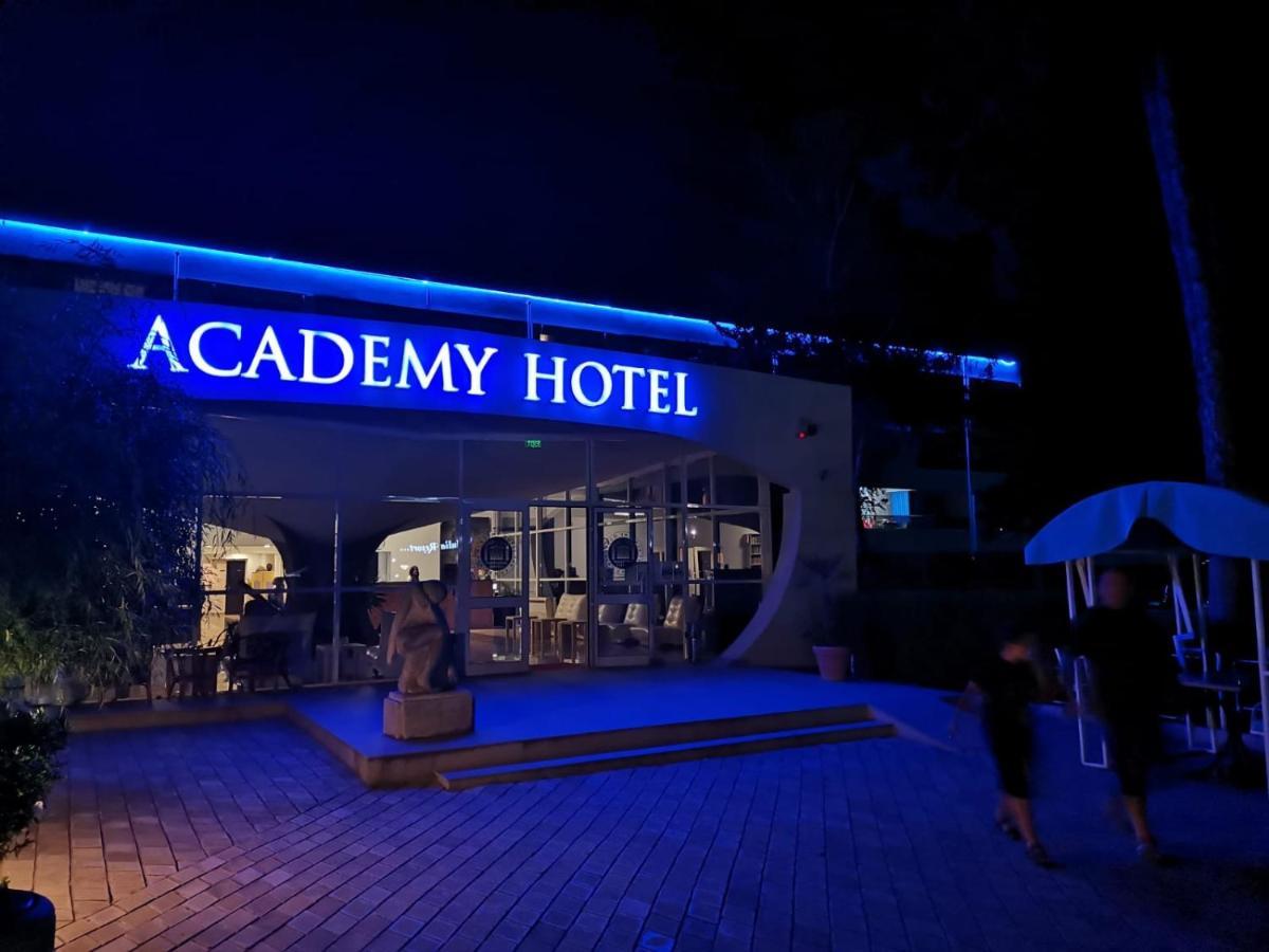 Academy Hotel Венус Экстерьер фото